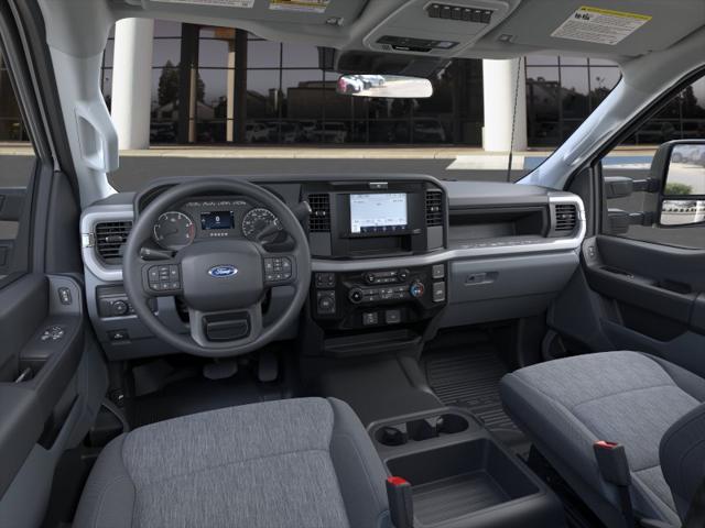 2025 Ford F-550 XL