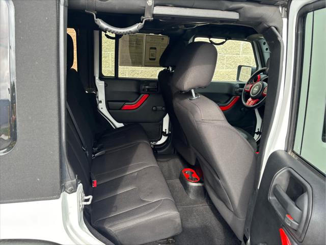 Used 2015 Jeep Wrangler Unlimited For Sale in Wilmington, OH