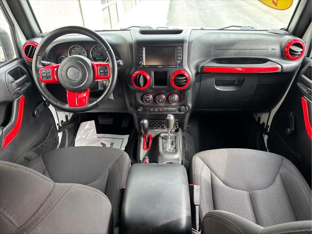 Used 2015 Jeep Wrangler Unlimited For Sale in Wilmington, OH