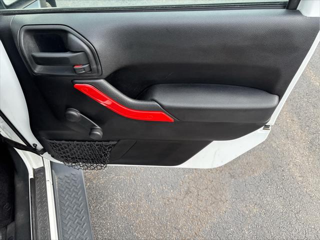 Used 2015 Jeep Wrangler Unlimited For Sale in Wilmington, OH