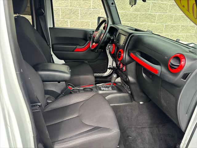 Used 2015 Jeep Wrangler Unlimited For Sale in Wilmington, OH