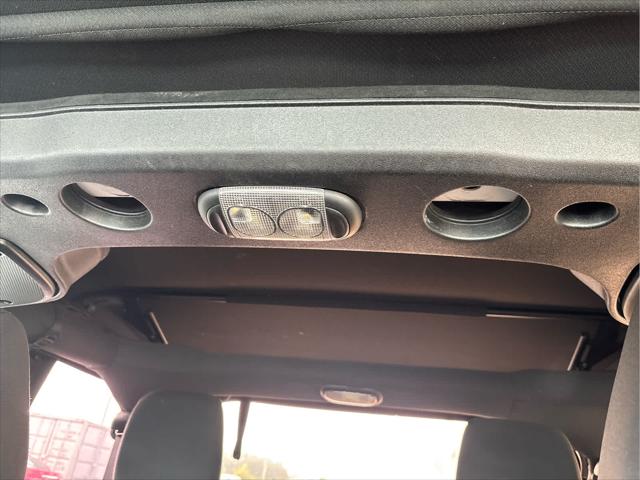 Used 2015 Jeep Wrangler Unlimited For Sale in Wilmington, OH