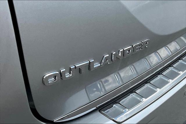2025 Mitsubishi Outlander PHEV ES S-AWC