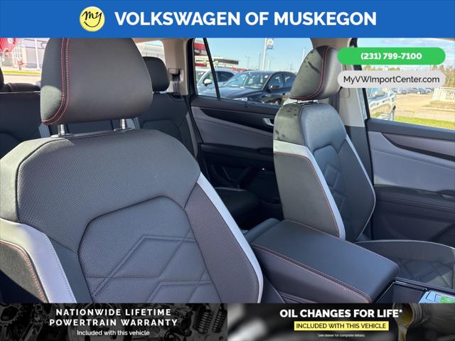 2025 Volkswagen Atlas 2.0T Peak Edition
