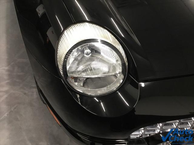 2002 Ford Thunderbird Base