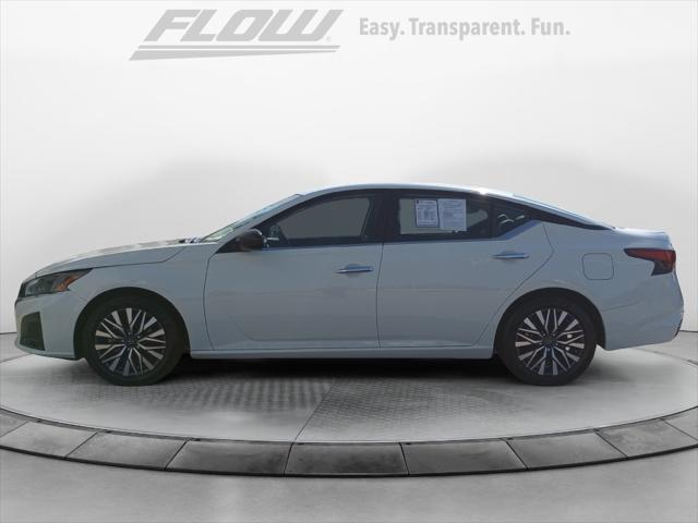 2025 Nissan Altima SV FWD