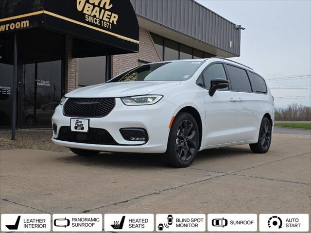 2025 Chrysler Pacifica PACIFICA LIMITED