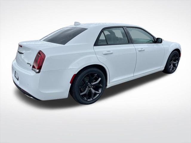 2021 Chrysler 300 300S