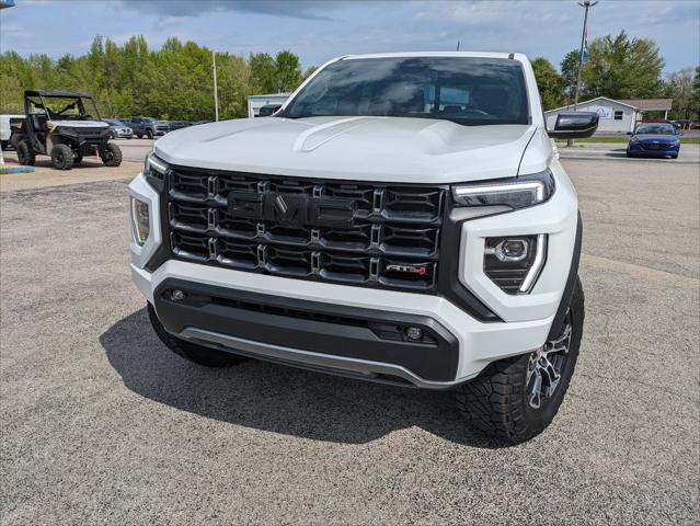 2023 GMC Canyon 4WD Crew Cab Short Box AT4