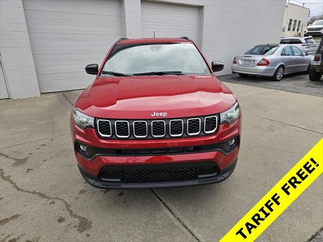 2025 Jeep Compass COMPASS LATITUDE 4X4