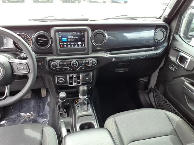 2023 Jeep Wrangler 4-Door Sport Altitude 4x4