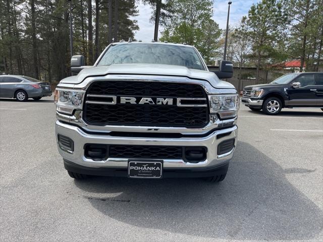 2024 RAM 3500 Tradesman Crew Cab 4x4 8 Box