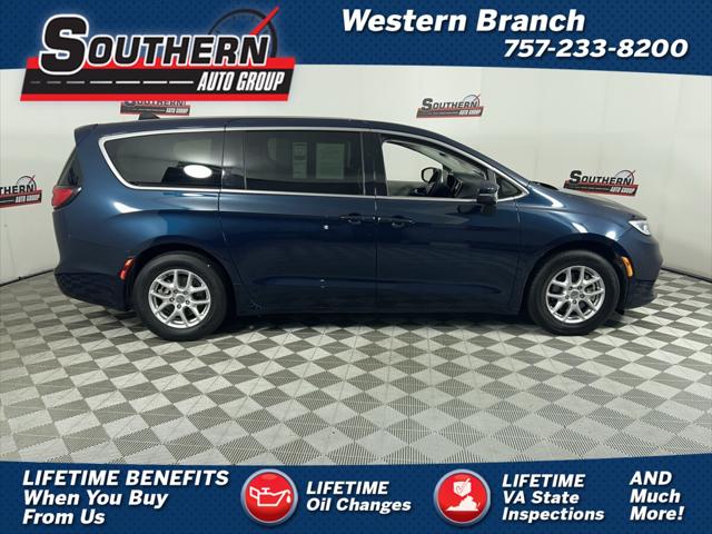 2023 Chrysler Pacifica Touring L