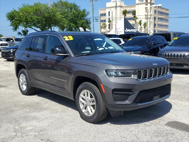 2023 Jeep Grand Cherokee Laredo X 4x4