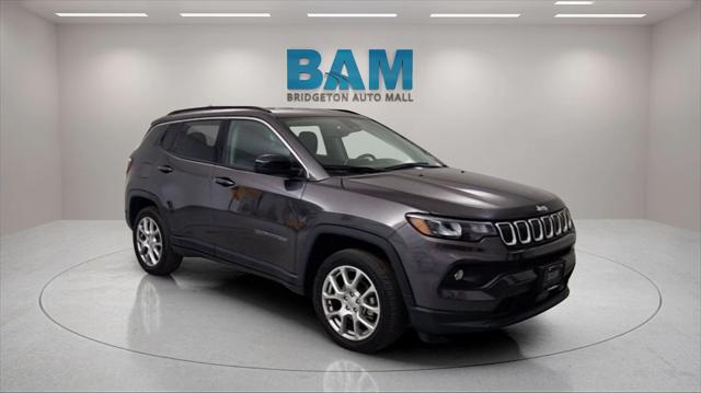 2022 Jeep Compass Latitude Lux 4x4
