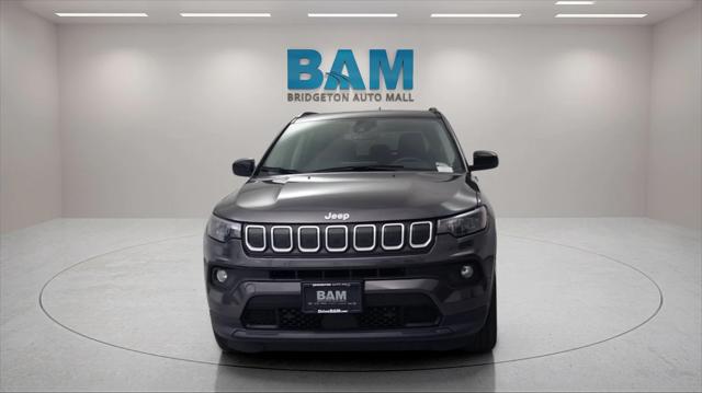 2022 Jeep Compass Latitude Lux 4x4 2022 Jeep Compass Latitude Lux 4x4