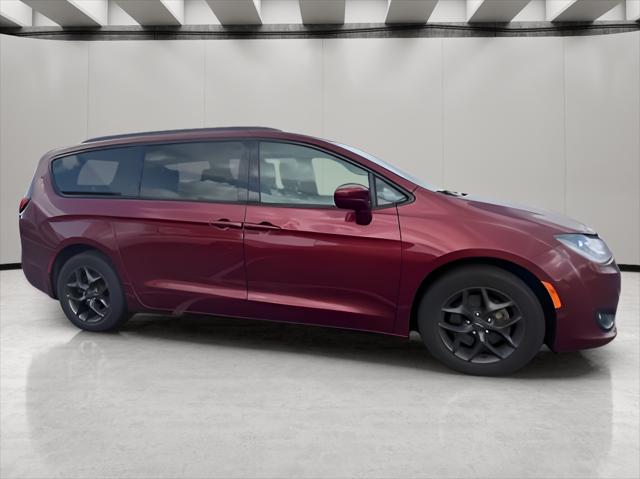 2020 Chrysler Pacifica Touring L Plus