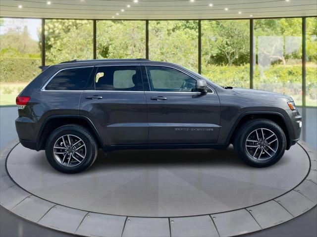 2019 Jeep Grand Cherokee Laredo E 4x4