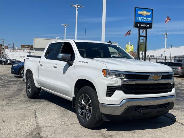 2022 Chevrolet Silverado 1500 4WD Crew Cab Short Bed LT with 2FL