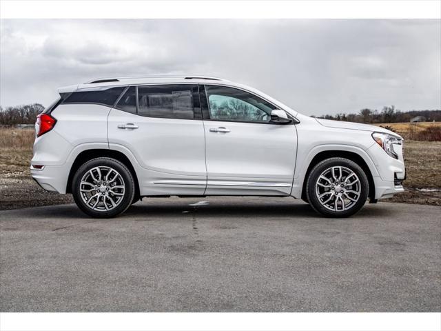 2023 GMC Terrain AWD Denali