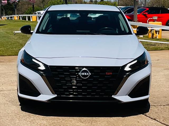 2023 Nissan Altima SR FWD