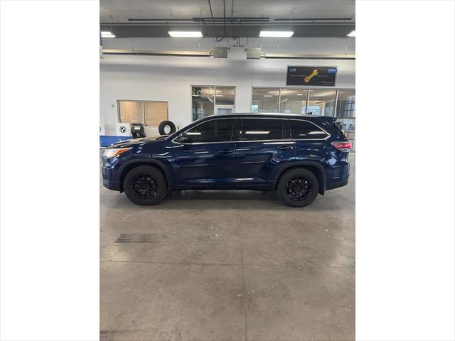 2016 Toyota Highlander XLE V6