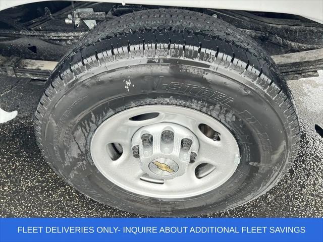 2025 Chevrolet Express Cargo Van RWD 3500 Extended Wheelbase WT