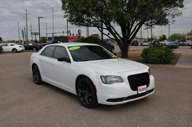 2023 Chrysler 300 Touring