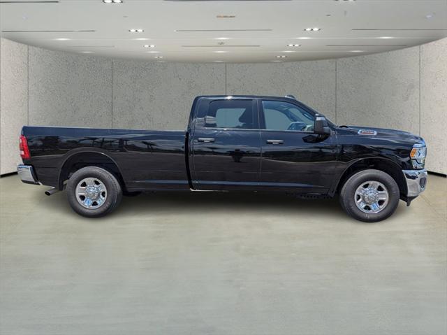 2024 RAM 2500 Tradesman Crew Cab 4x2 8 Box
