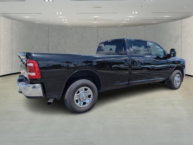 2024 RAM 2500 Tradesman Crew Cab 4x2 8 Box