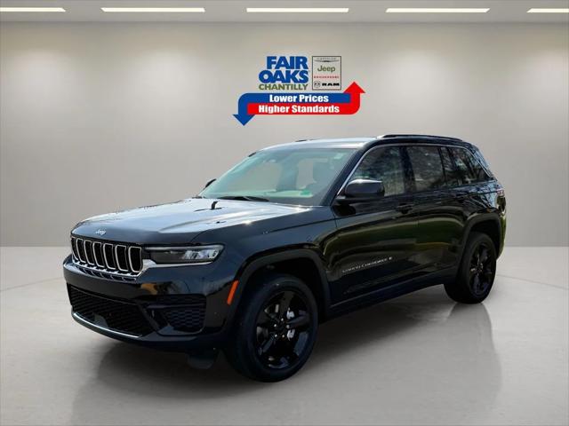 2024 Jeep Grand Cherokee Laredo 4x4