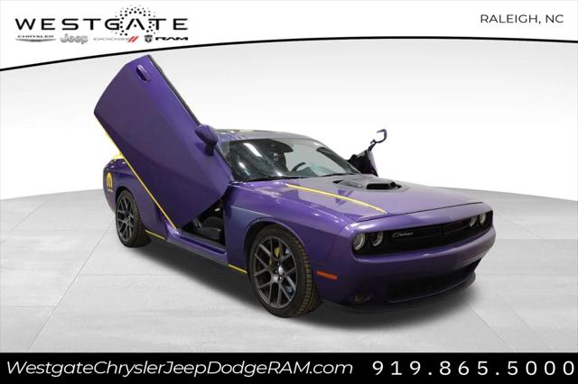 2016 Dodge Challenger R/T Shaker
