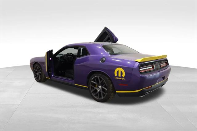 2016 Dodge Challenger R/T Shaker
