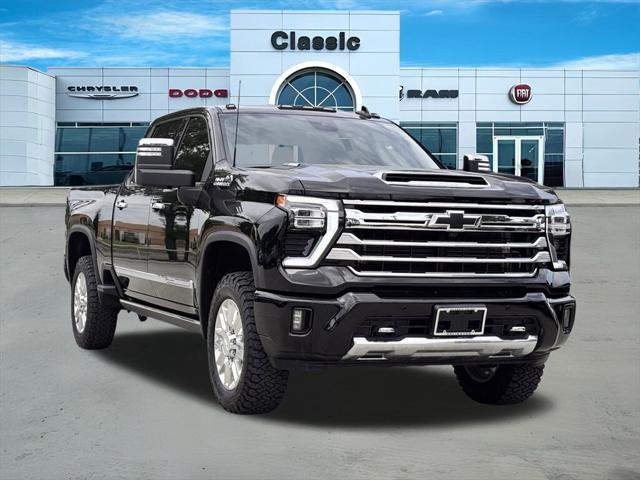 2024 Chevrolet Silverado 2500HD 4WD Crew Cab Standard Bed High Country