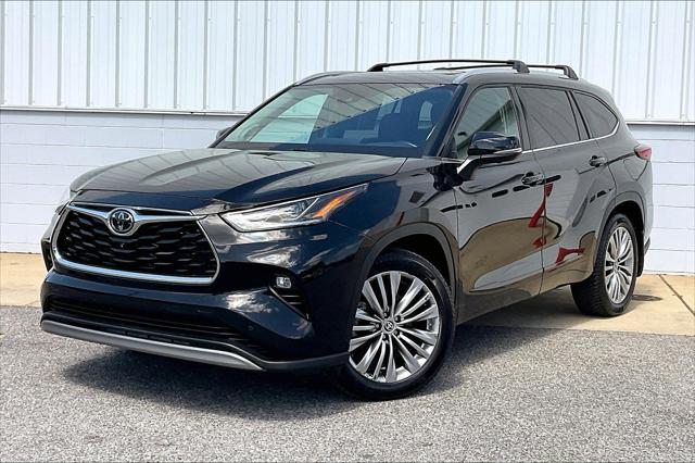 2023 Toyota Highlander Platinum