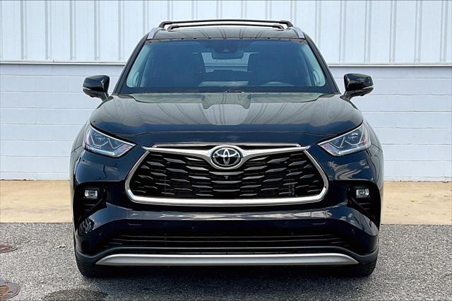 2023 Toyota Highlander Platinum