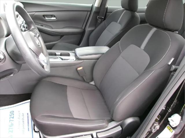 2024 Nissan Sentra SV Xtronic CVT