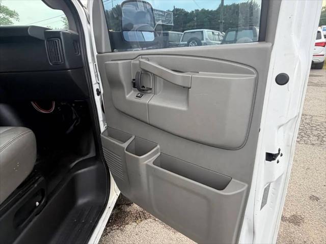 2017 Chevrolet Express Work Van