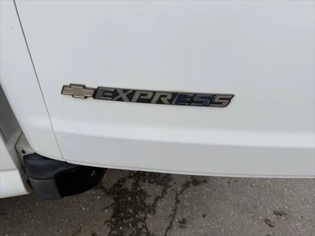 2017 Chevrolet Express Work Van