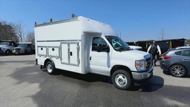 2026 Ford E-450 Cutaway E-Series Cutaway