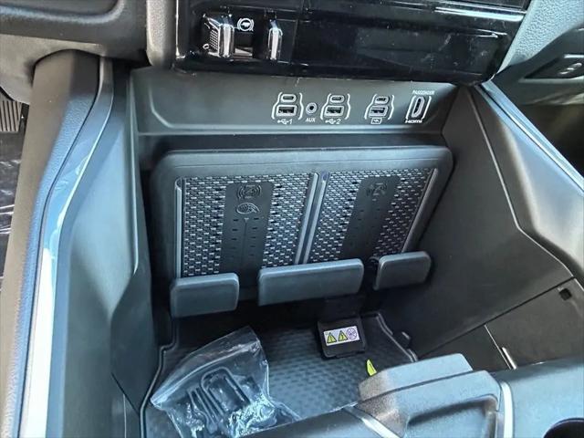 2025 Ram 1500 Laramie Crew Cab 4x4 57 Box