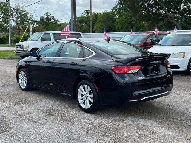 2016 Chrysler 200 Limited