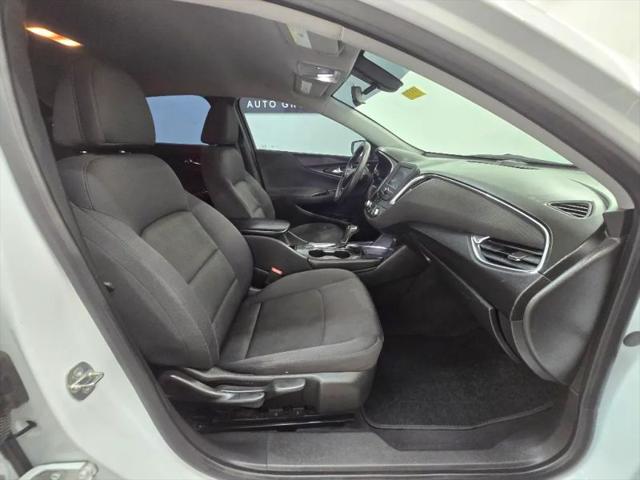 2017 Chevrolet Malibu 1LT