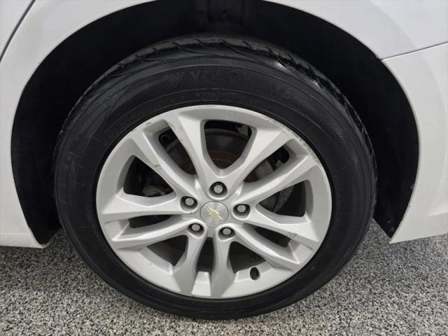2017 Chevrolet Malibu 1LT