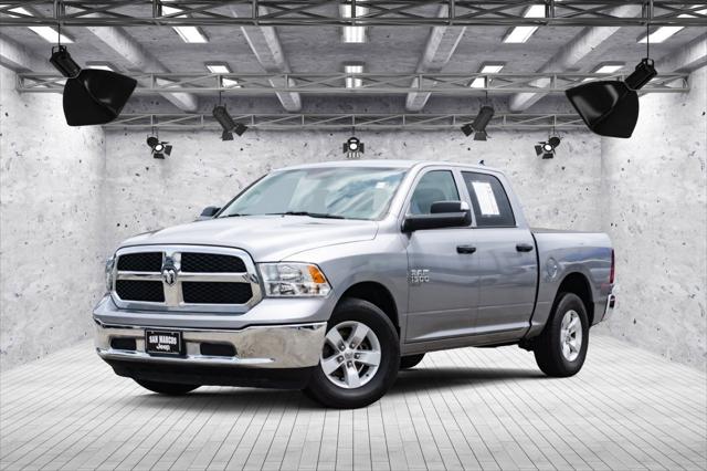 2022 RAM 1500 Classic SLT Crew Cab 4x2 57 Box