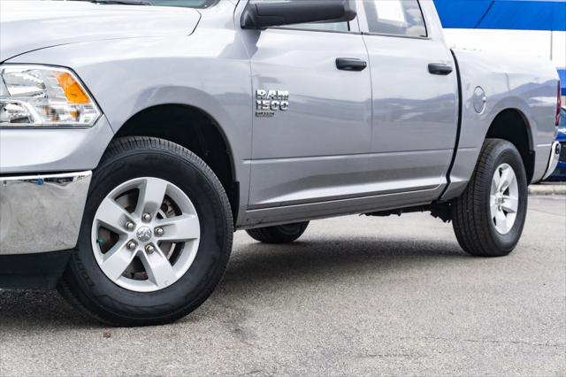 2023 RAM 1500 Classic SLT Crew Cab 4x4 57 Box