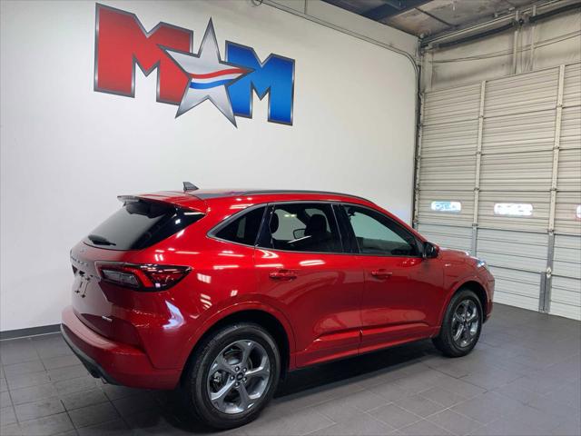 2023 Ford Escape ST-Line Select