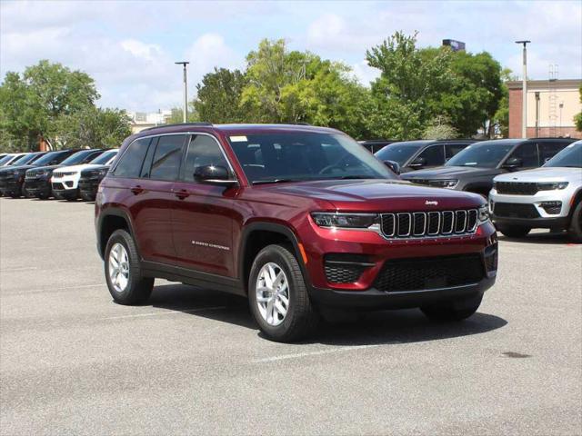 2025 Jeep Grand Cherokee GRAND CHEROKEE LAREDO X 4X2