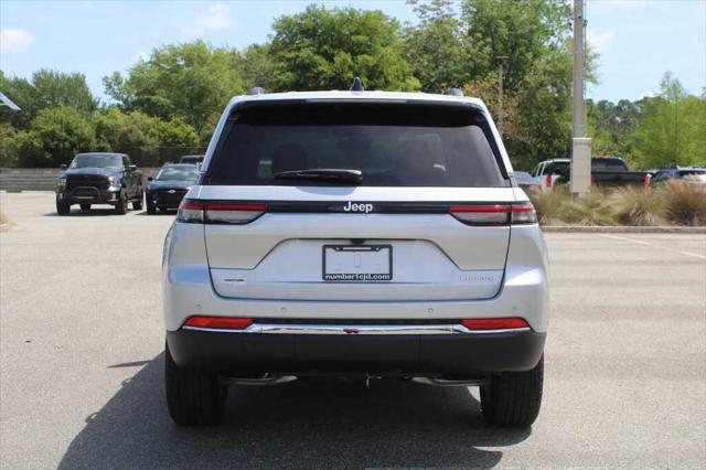 2025 Jeep Grand Cherokee GRAND CHEROKEE LAREDO X 4X2