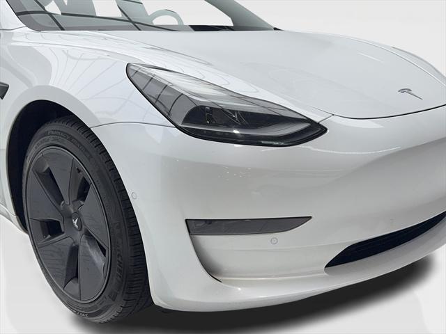 2021 Tesla Model 3 Standard Range Plus Rear-Wheel Drive